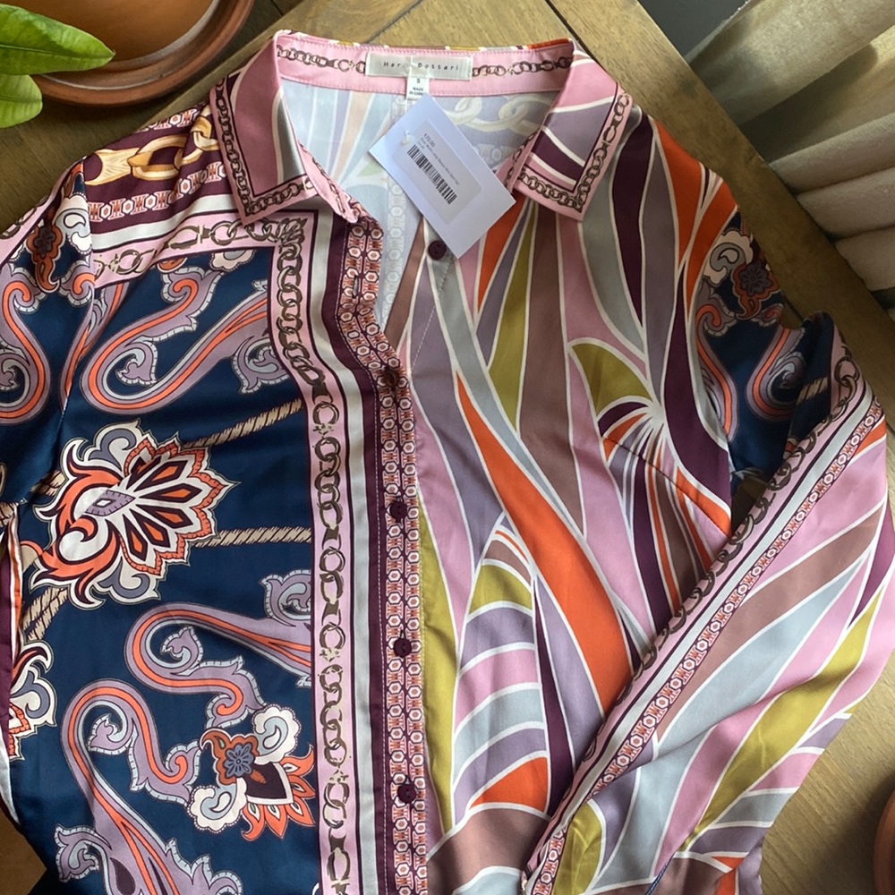 Retro Long sleeved shirt.  Brand New, never worn.  100% polyester